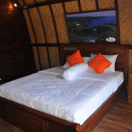 Holy Hills Bungalow Nusa Penida Batumadeg Екстериор снимка