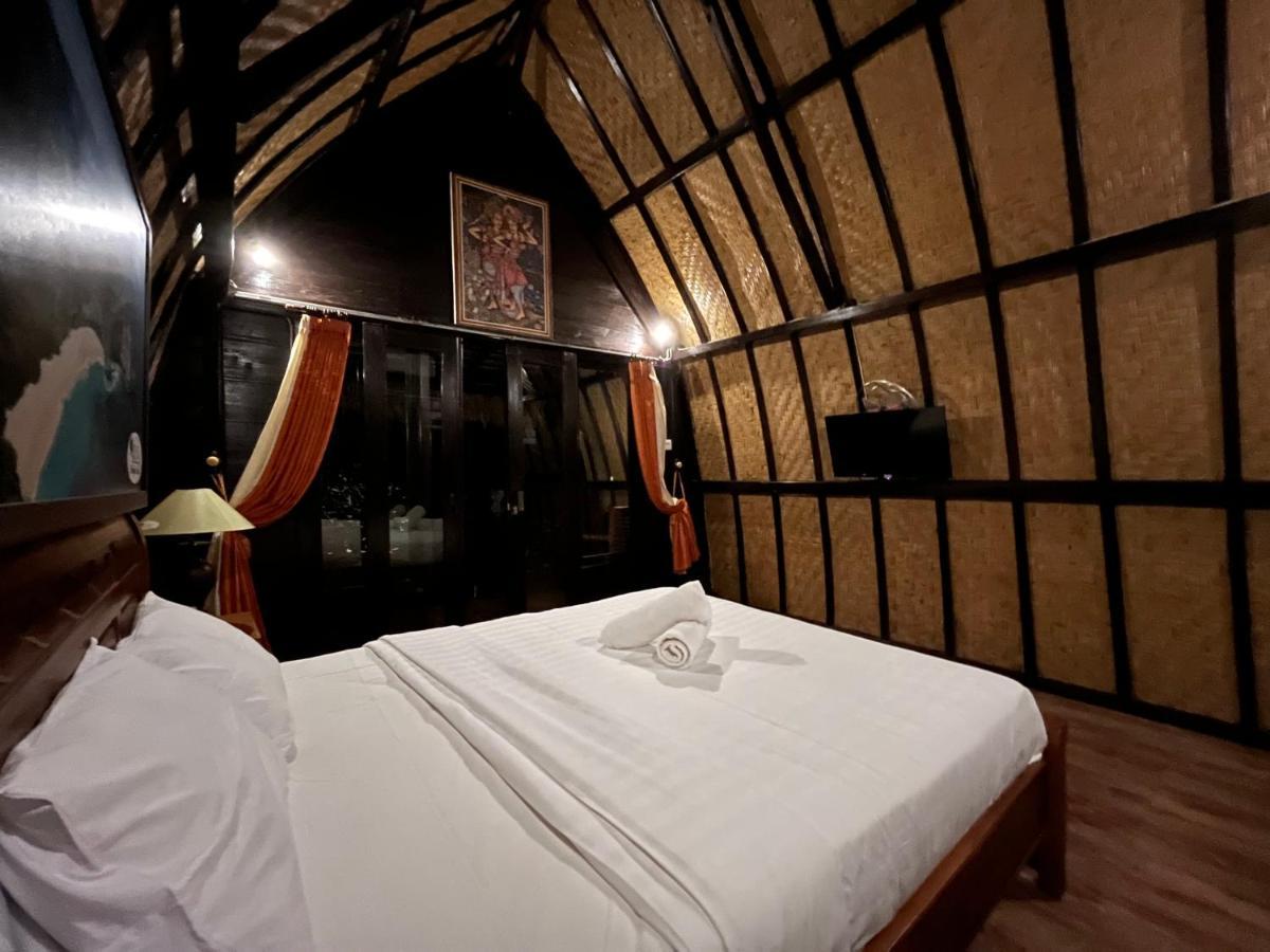 Holy Hills Bungalow Nusa Penida Batumadeg Екстериор снимка