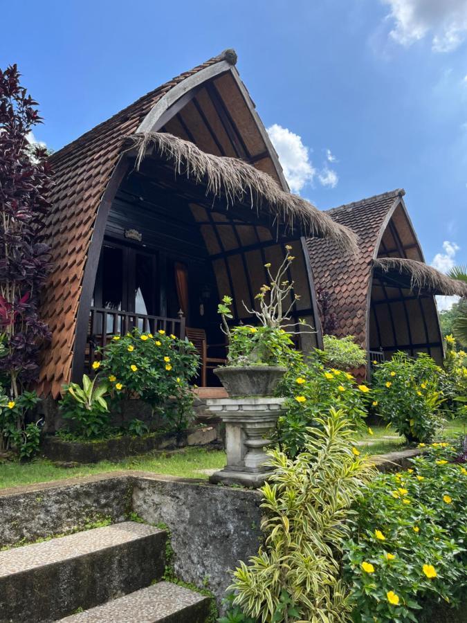 Holy Hills Bungalow Nusa Penida Batumadeg Екстериор снимка