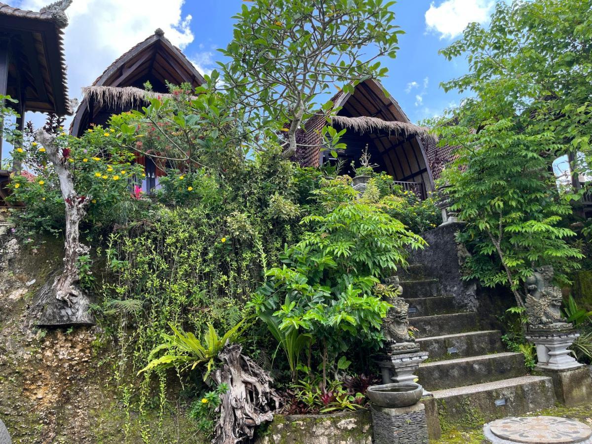 Holy Hills Bungalow Nusa Penida Batumadeg Екстериор снимка