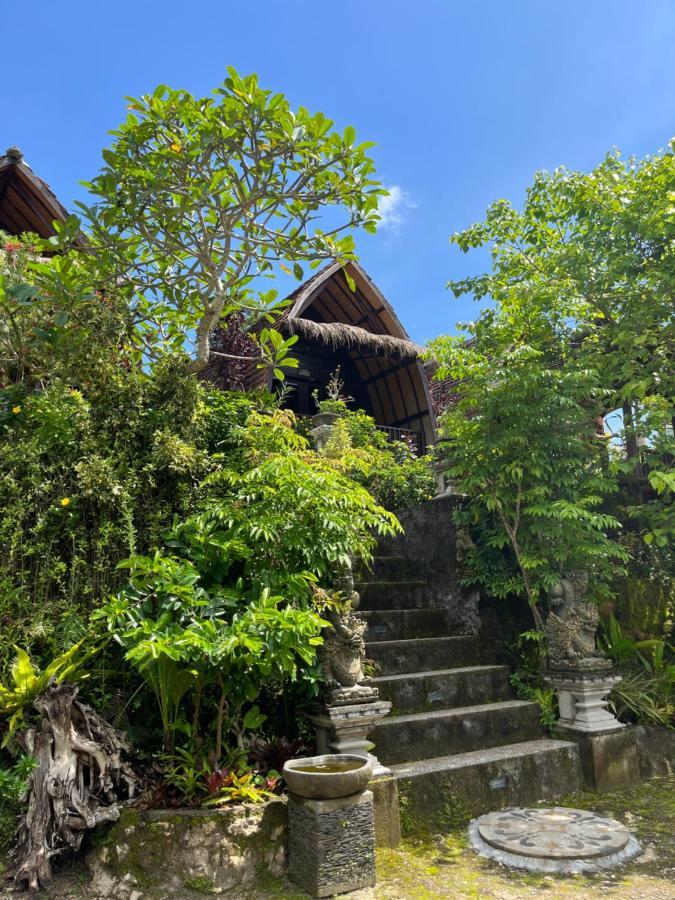 Holy Hills Bungalow Nusa Penida Batumadeg Екстериор снимка