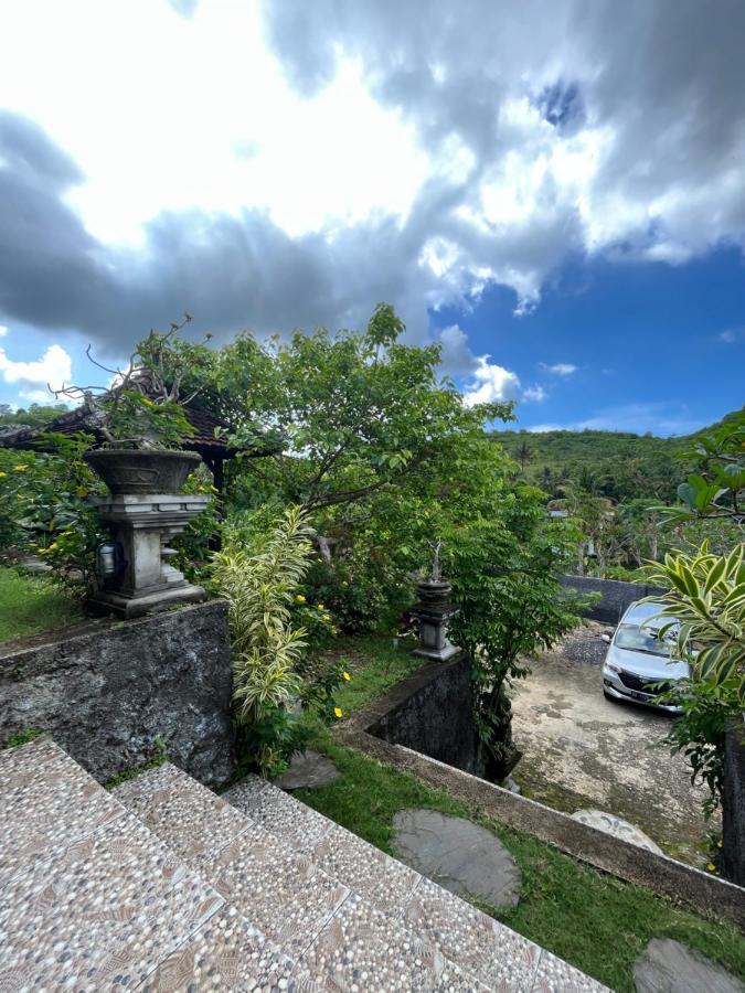 Holy Hills Bungalow Nusa Penida Batumadeg Екстериор снимка